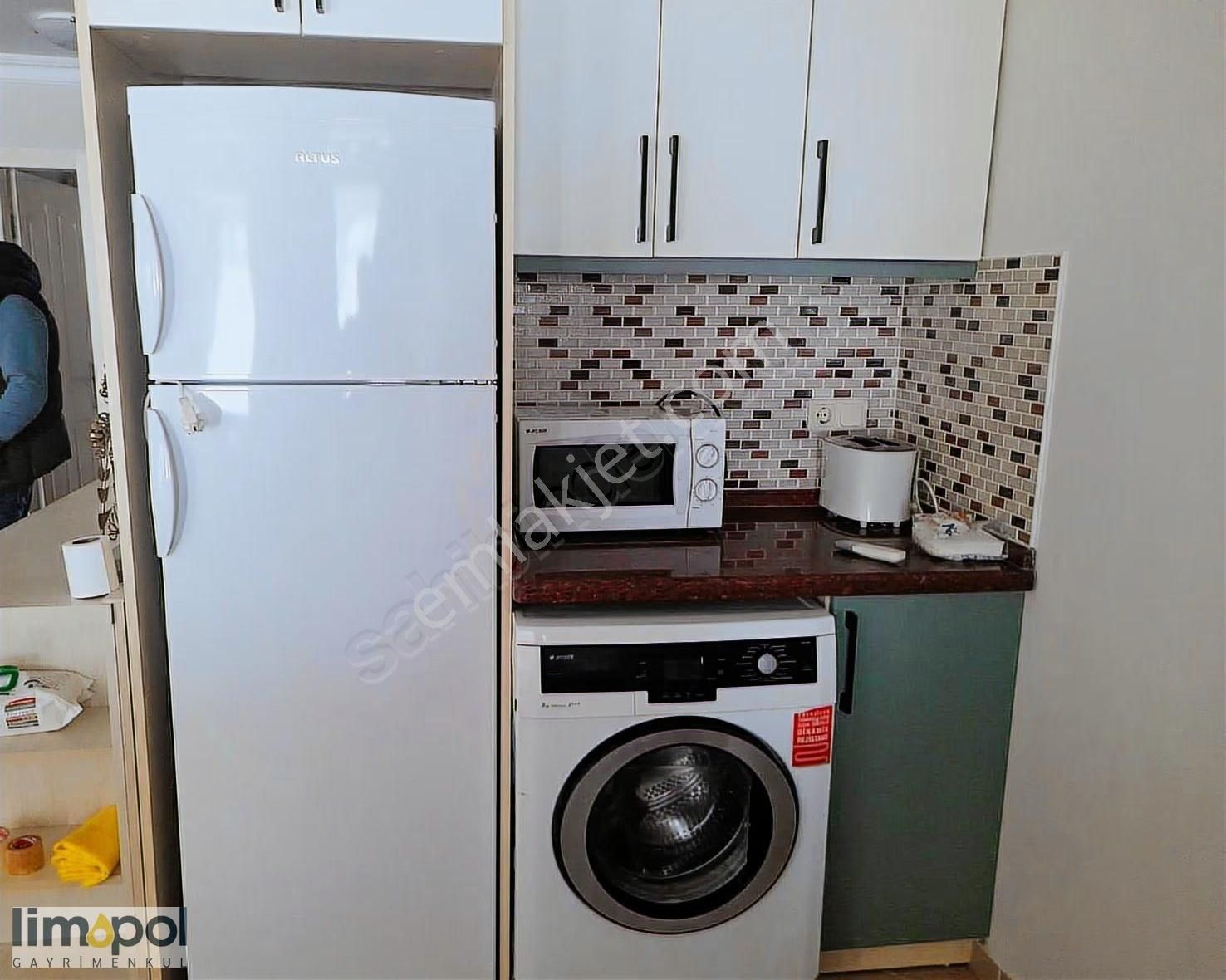 Limopol'den Çalış Plajına Yürüme Mesafesinde Eşyalı Daire - Görsel 18