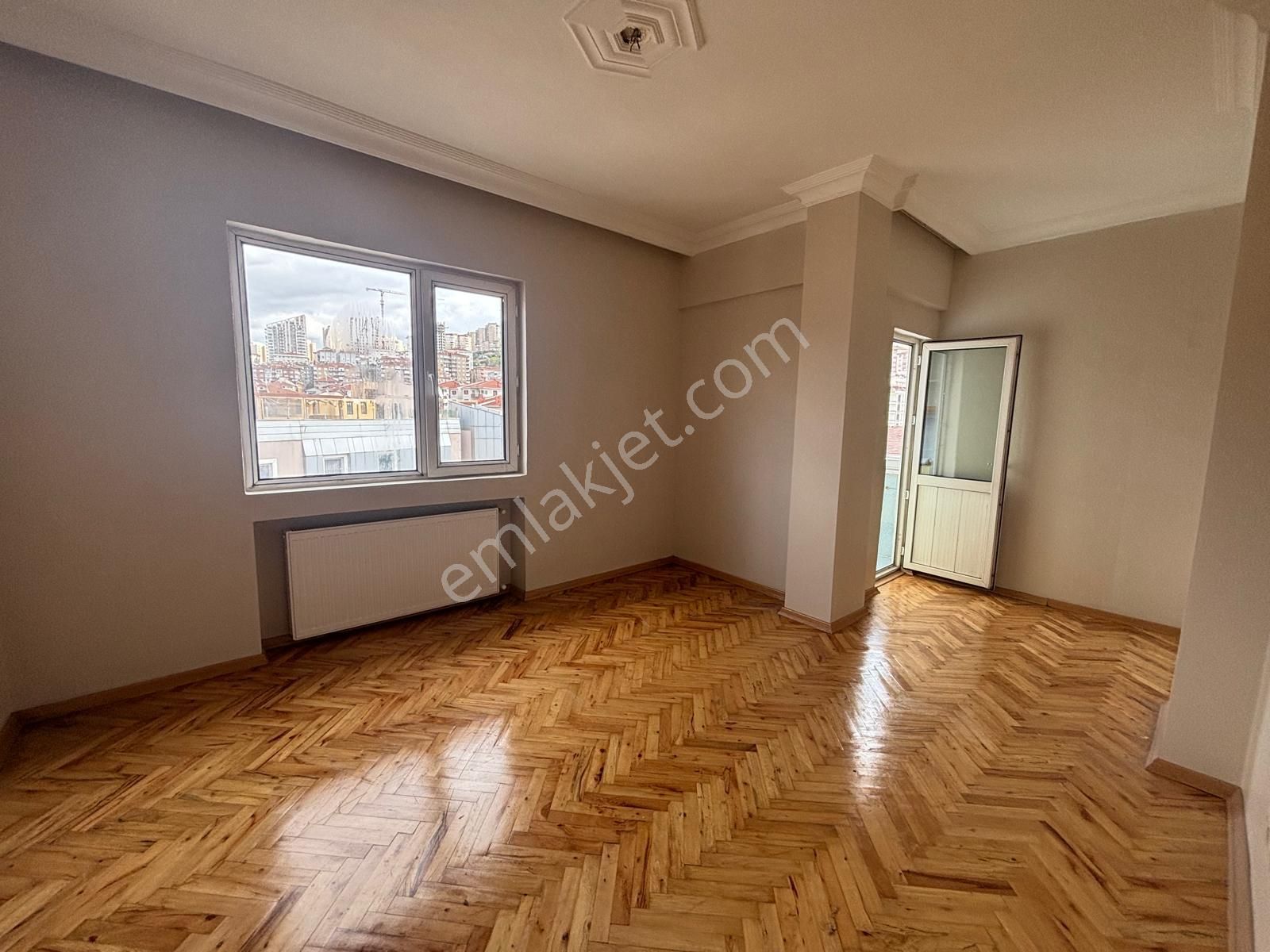 Maltepe Zümrütevlerde Oldukça Geniş Kullanışlı 3+1 Kiralık Daire - Görsel 9