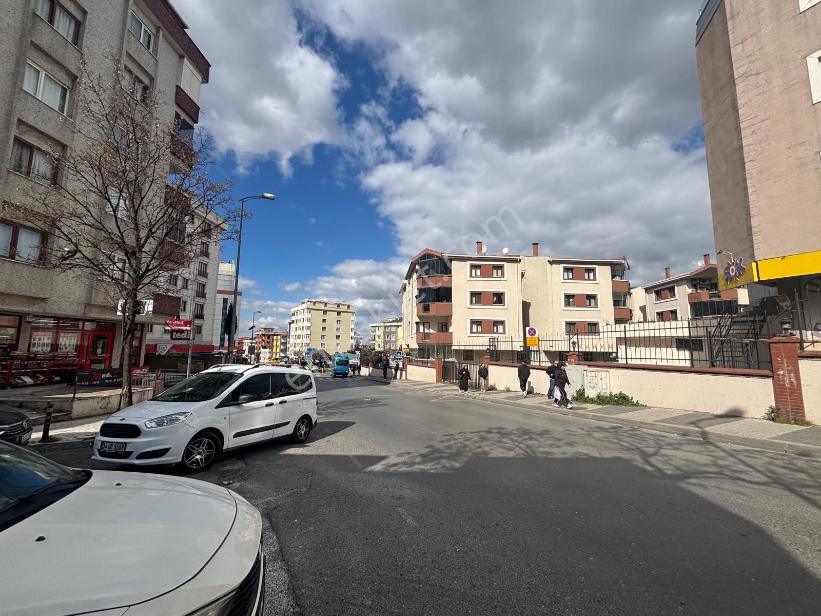 Maltepe Zümrütevlerde Oldukça Geniş Kullanışlı 3+1 Kiralık Daire - Görsel 24