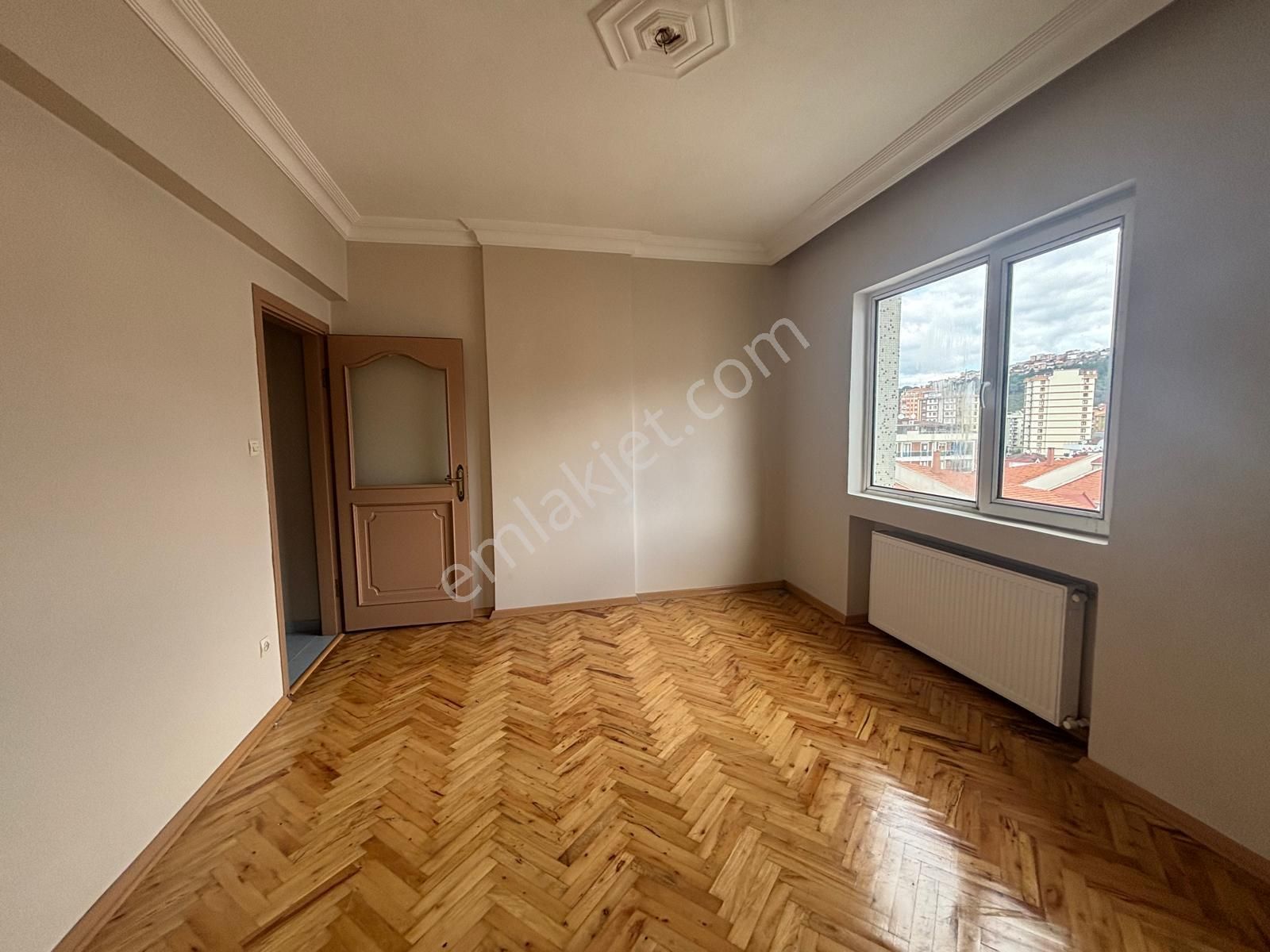 Maltepe Zümrütevlerde Oldukça Geniş Kullanışlı 3+1 Kiralık Daire - Görsel 11