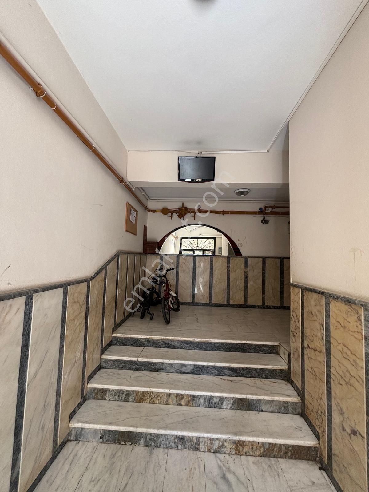 Maltepe Zümrütevlerde Oldukça Geniş Kullanışlı 3+1 Kiralık Daire - Görsel 23