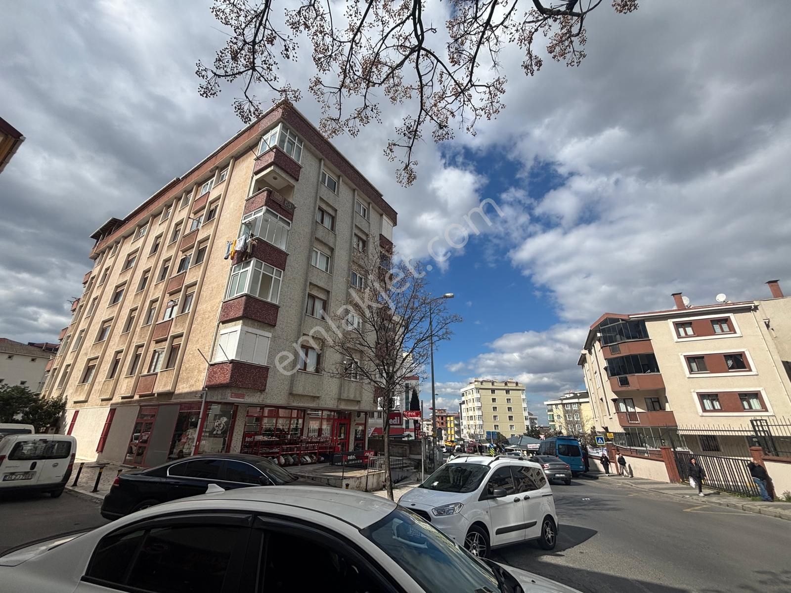 Maltepe Zümrütevlerde Oldukça Geniş Kullanışlı 3+1 Kiralık Daire - Görsel 26
