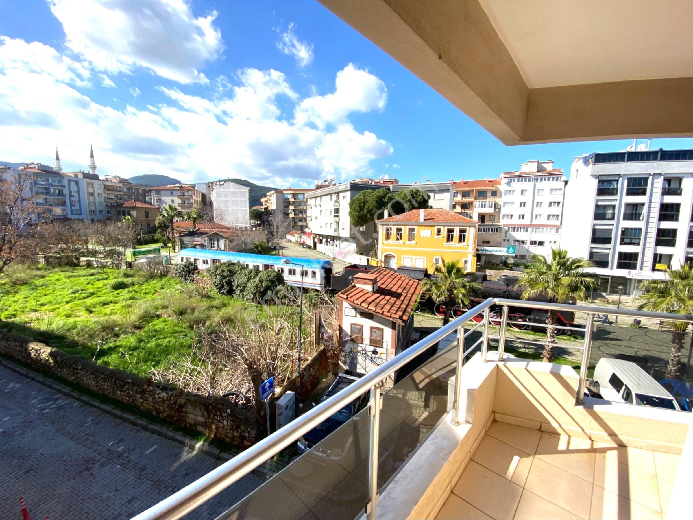 Gaziemir Atıfbey Mah. ( Boş ) 3+1 Daire - Görsel 7