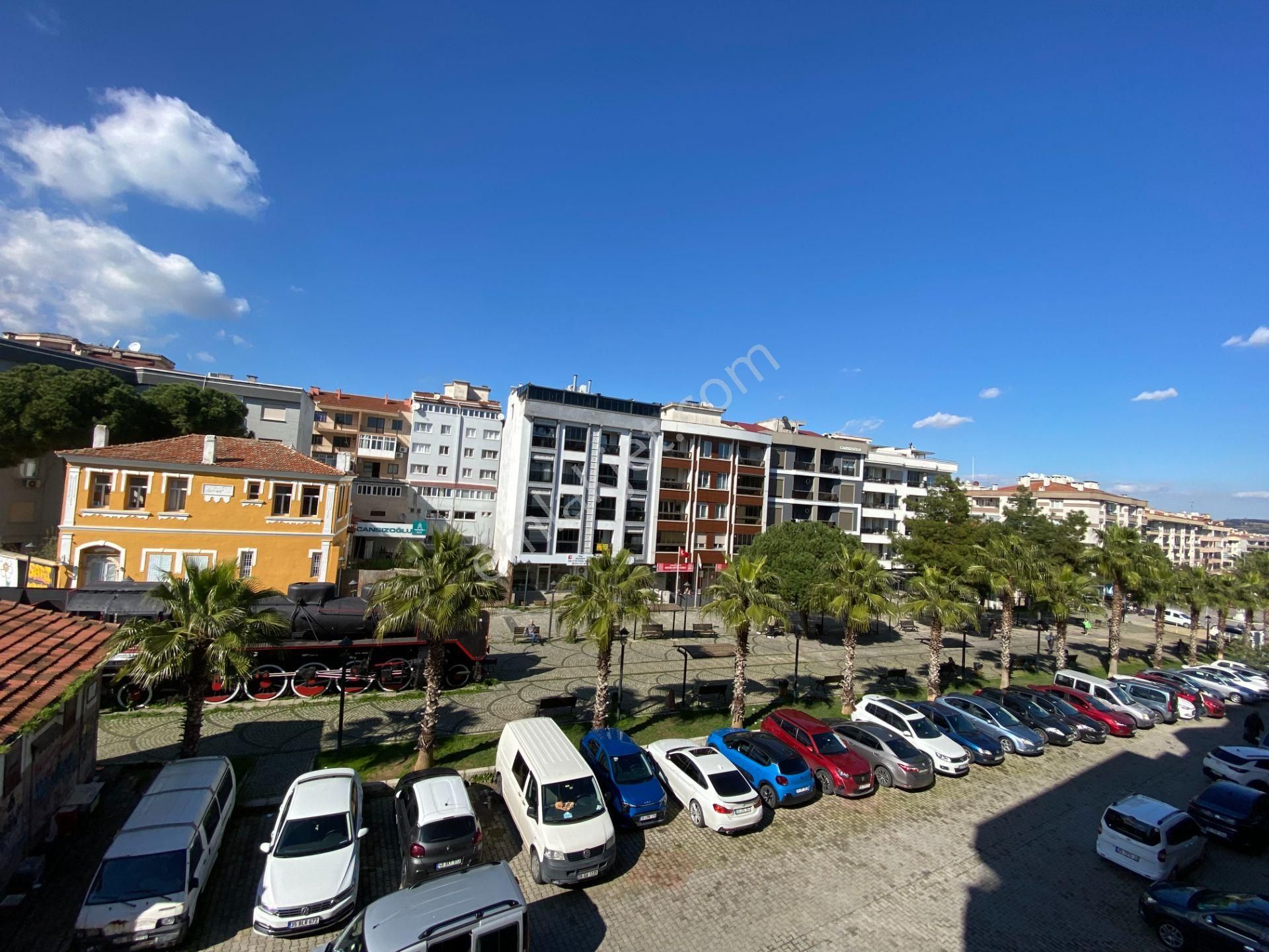 Gaziemir Atıfbey Mah. ( Boş ) 3+1 Daire - Görsel 8