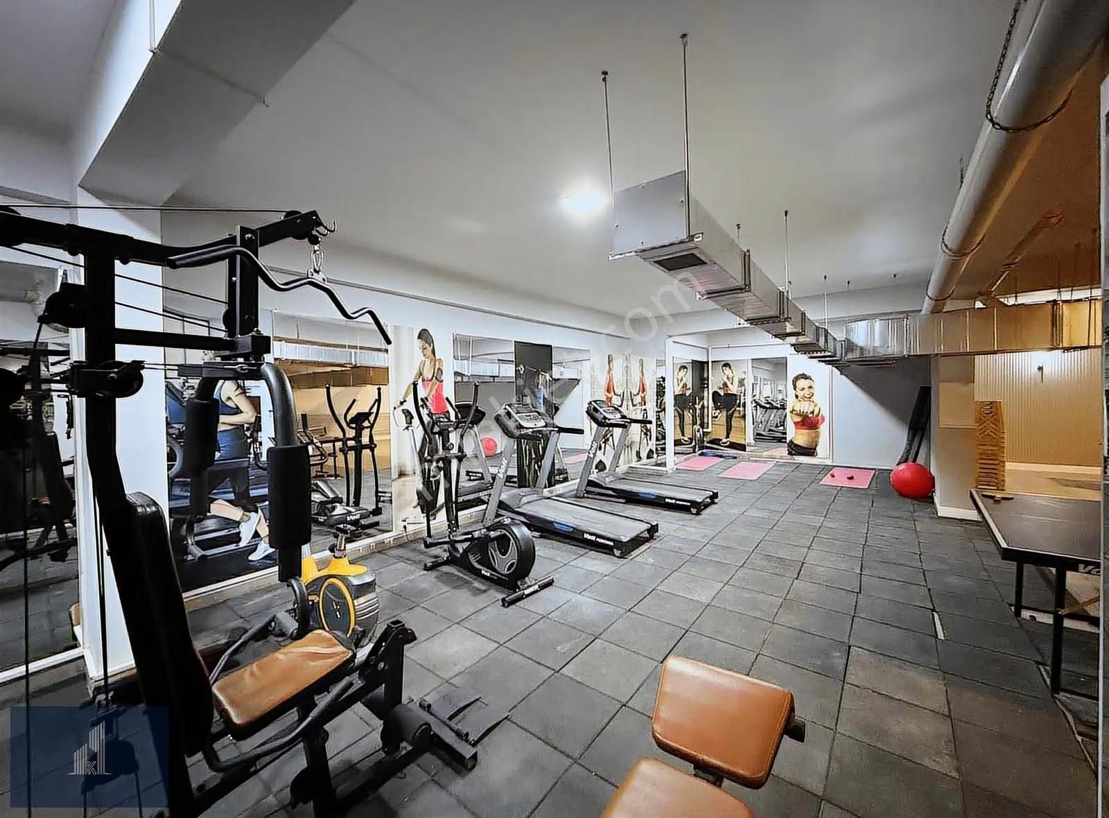 Kadir Dikici'den Ağaoğlu Rezidans'da Kiralık 4+1 Lüks Daire - Görsel 11