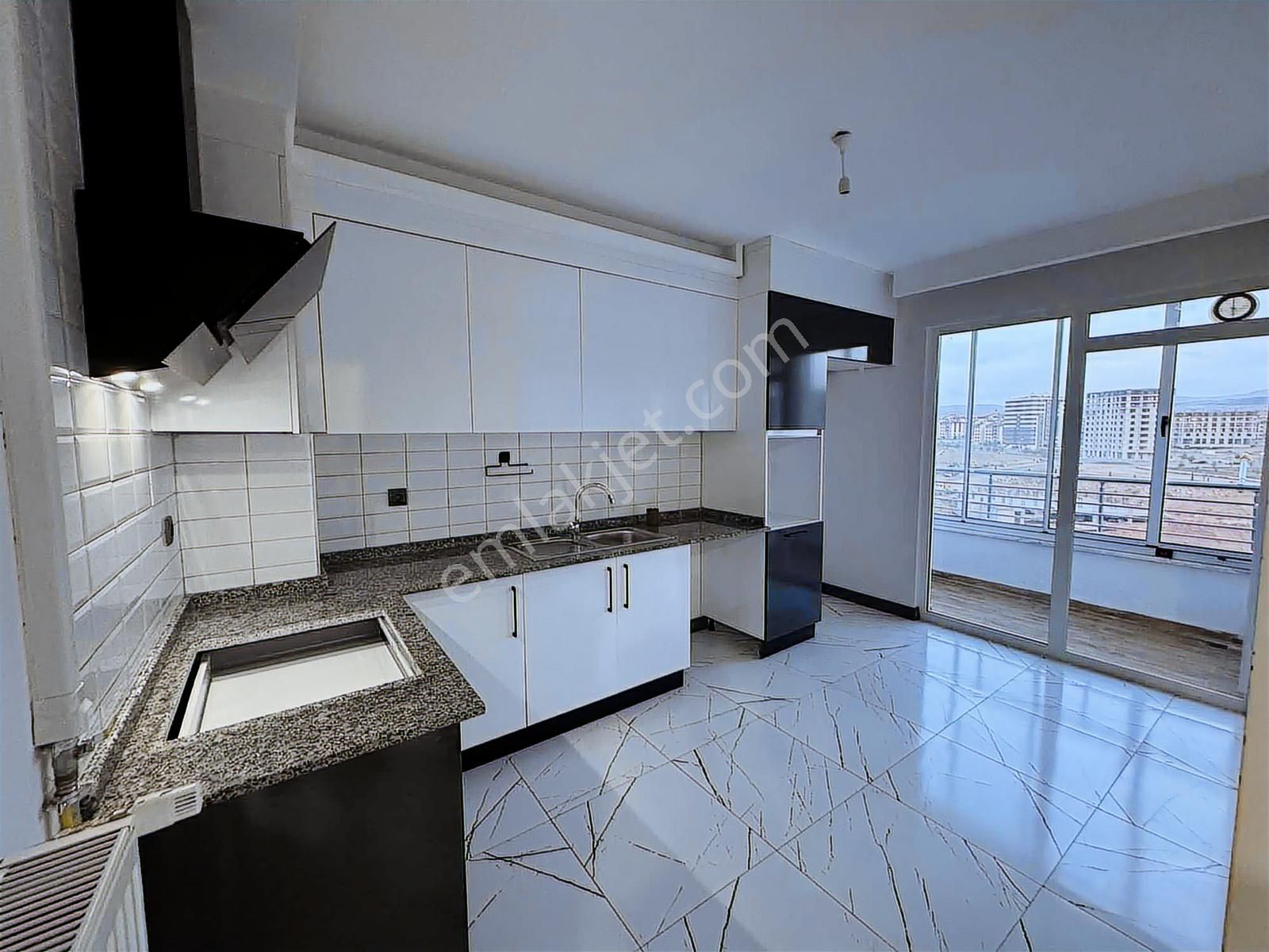 İldem E 4+1 Kiralık Daire - Görsel 10