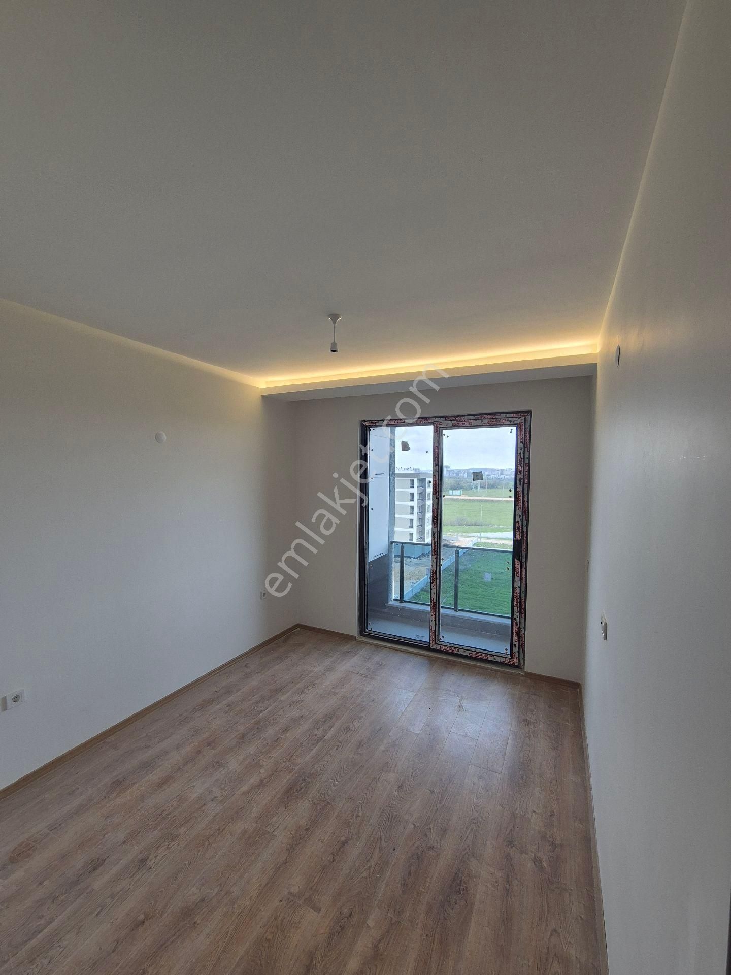 Sahibinden 2+1 Site İçi Havuzlu Cam Balkonlu Sıfır Daire - Görsel 16