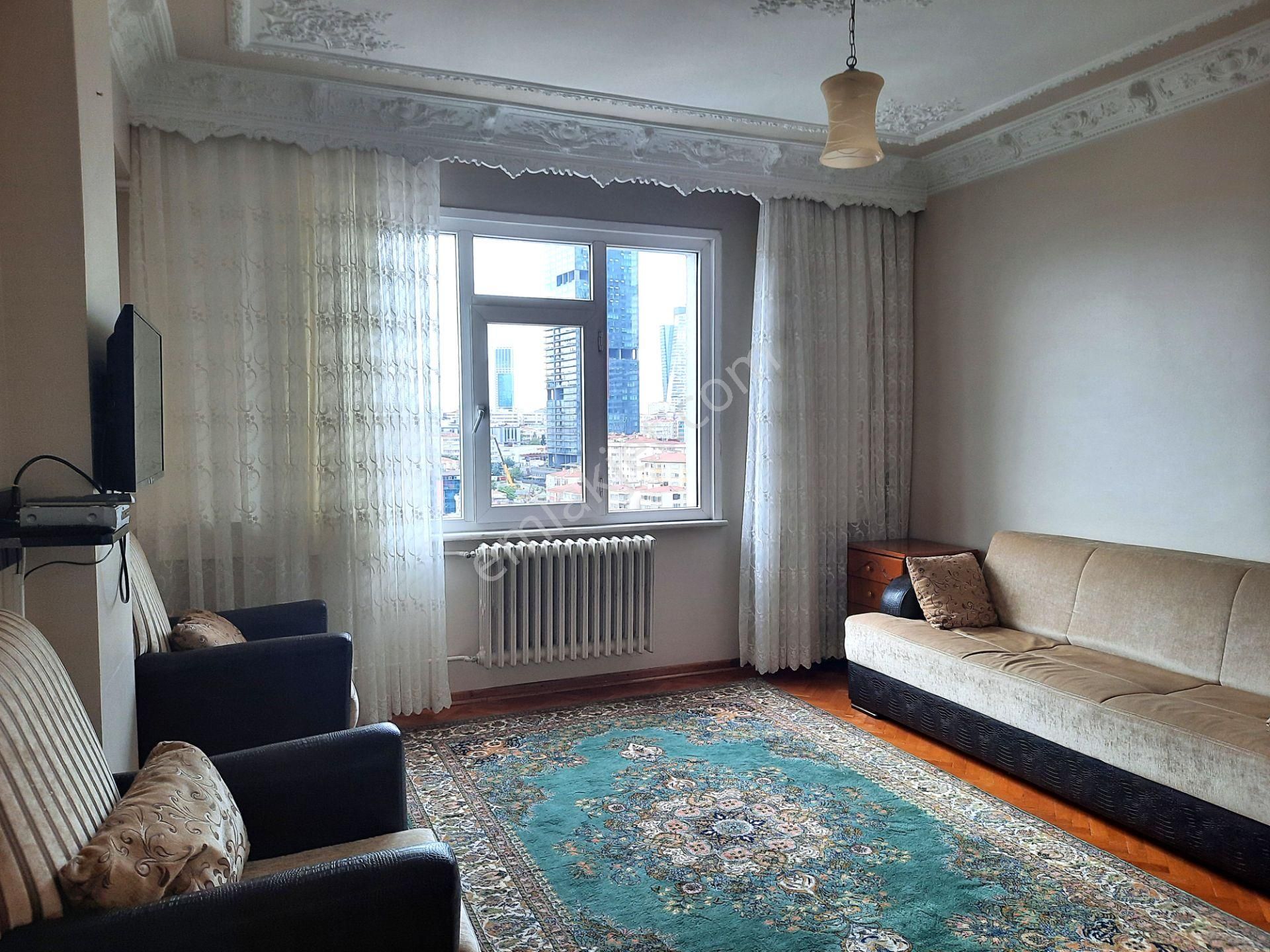 Gayrettepe Merkezde 3+1 165 M2 7. Kat Deniz Manzaralı Otoparklı Çift Asansörlü Full Eşyalı Daire - Görsel 19