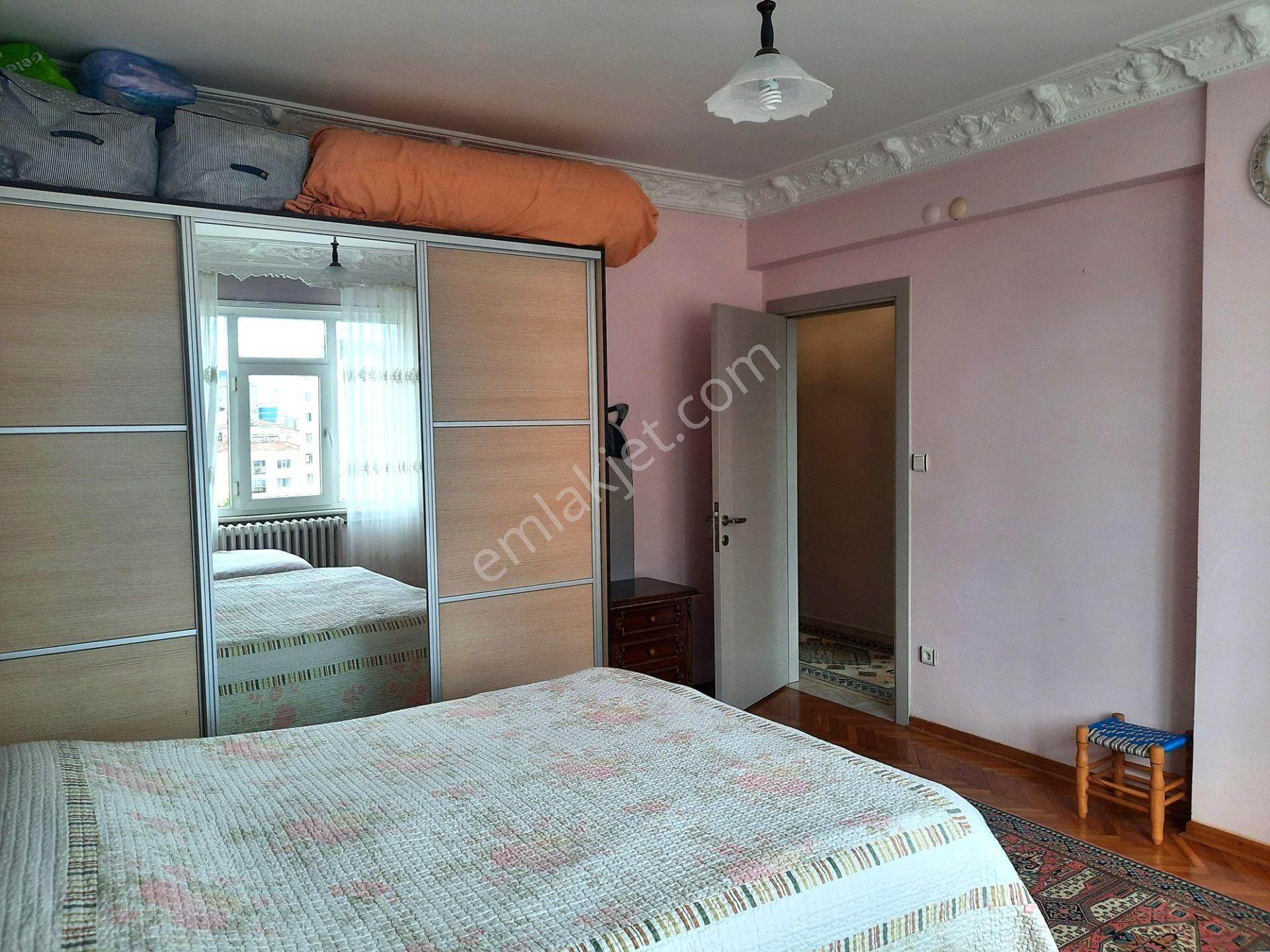 Gayrettepe Merkezde 3+1 165 M2 7. Kat Deniz Manzaralı Otoparklı Çift Asansörlü Full Eşyalı Daire - Görsel 18