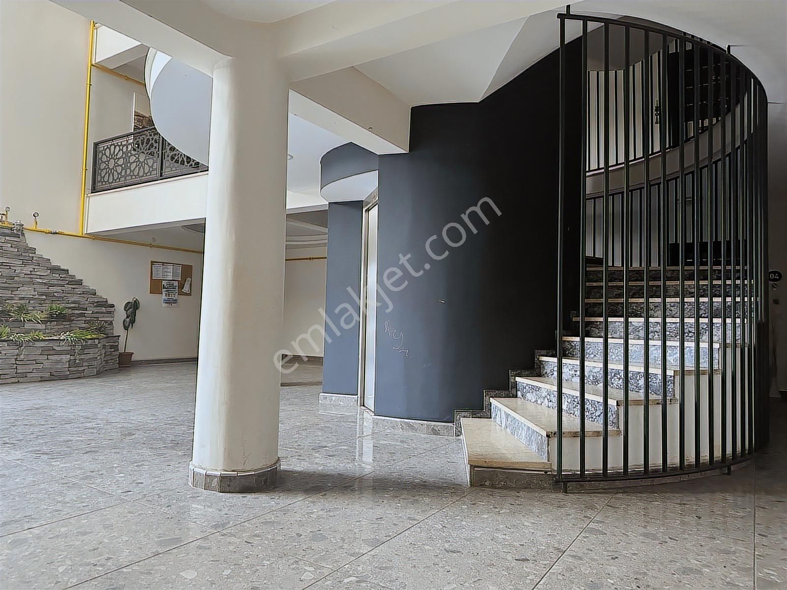 Remax Hür Ayfer Sever'den Satılık Daire Santaş Corner Sitesi - Görsel 25