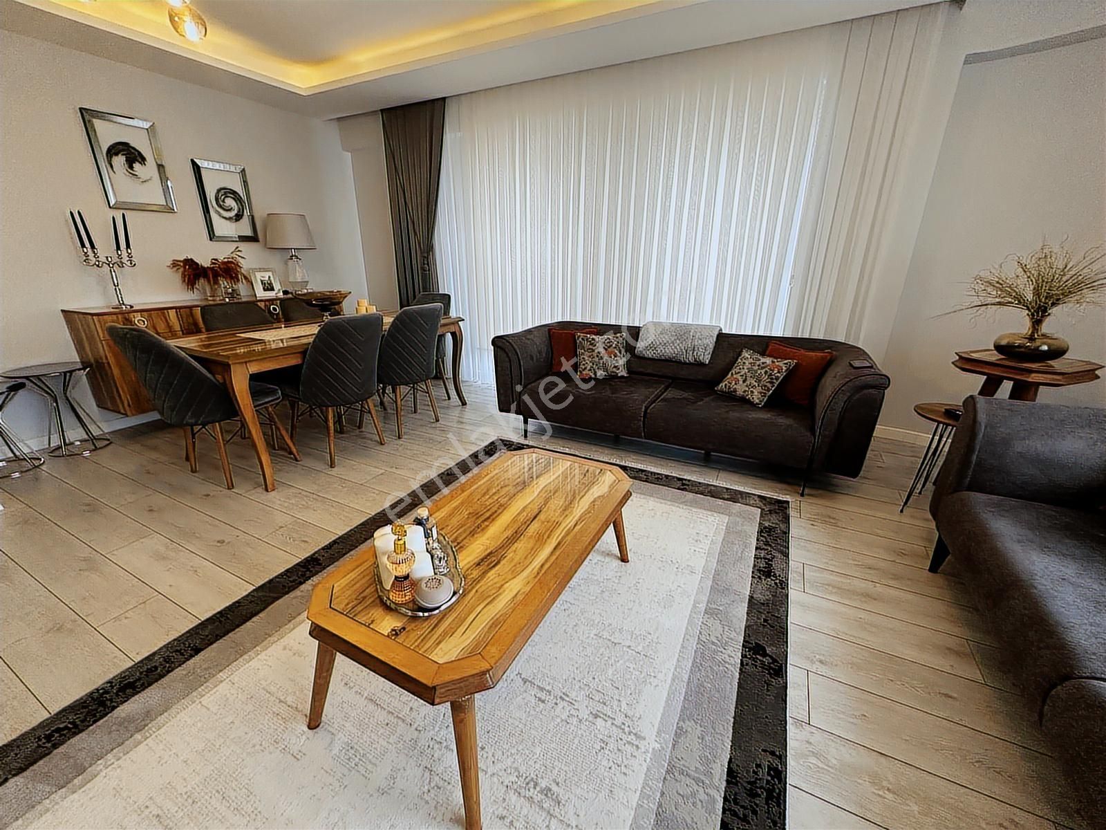 Remax Hür Ayfer Sever'den Satılık Daire Santaş Corner Sitesi - Görsel 8