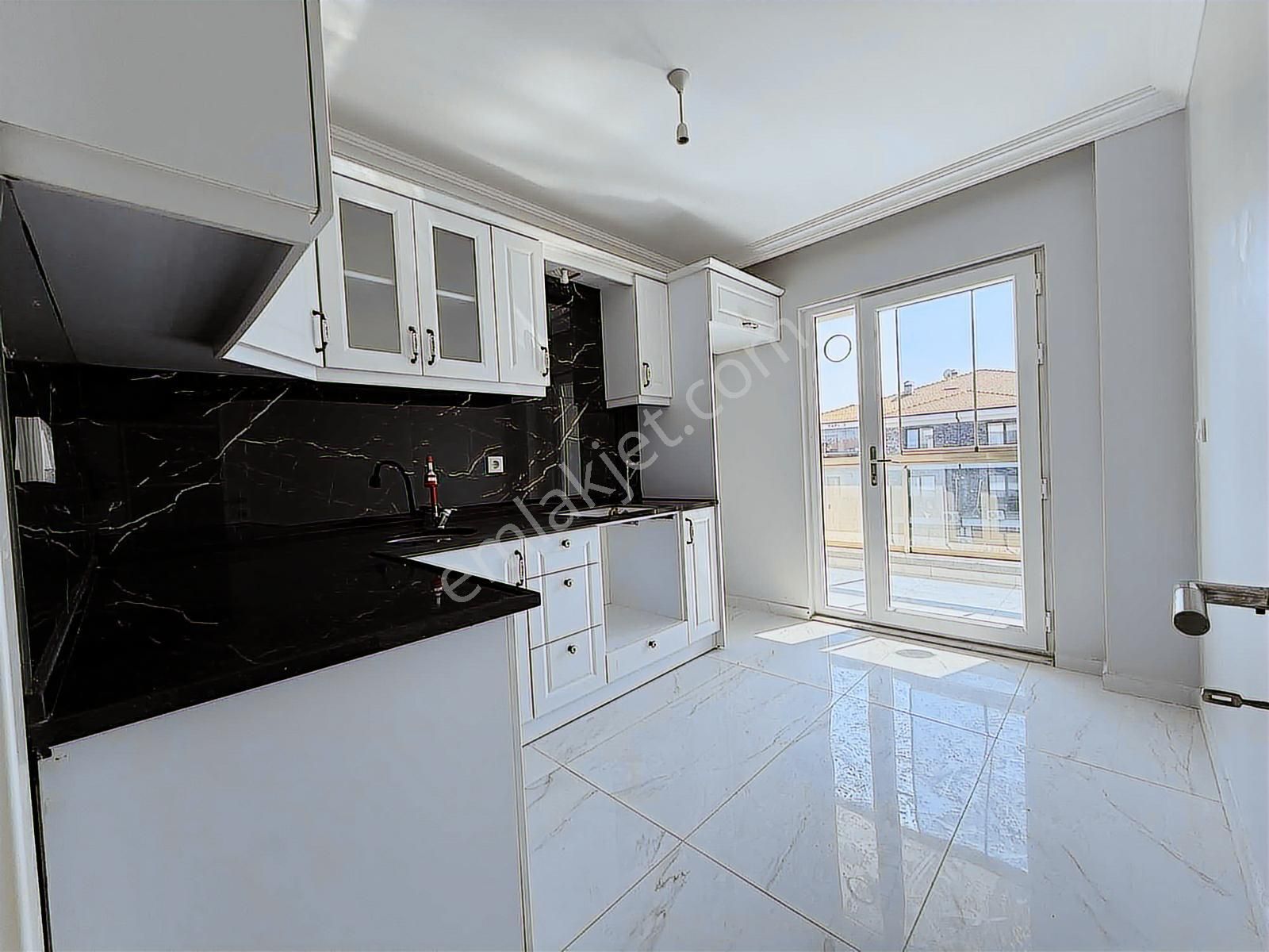 Ömer İnan Remax Hür 2+1 100m2 Kiralık Daire - Görsel 7