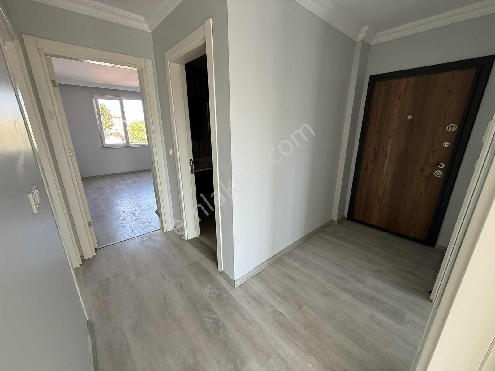 Ömer İnan Remax Hür 2+1 100m2 Kiralık Daire - Görsel 9