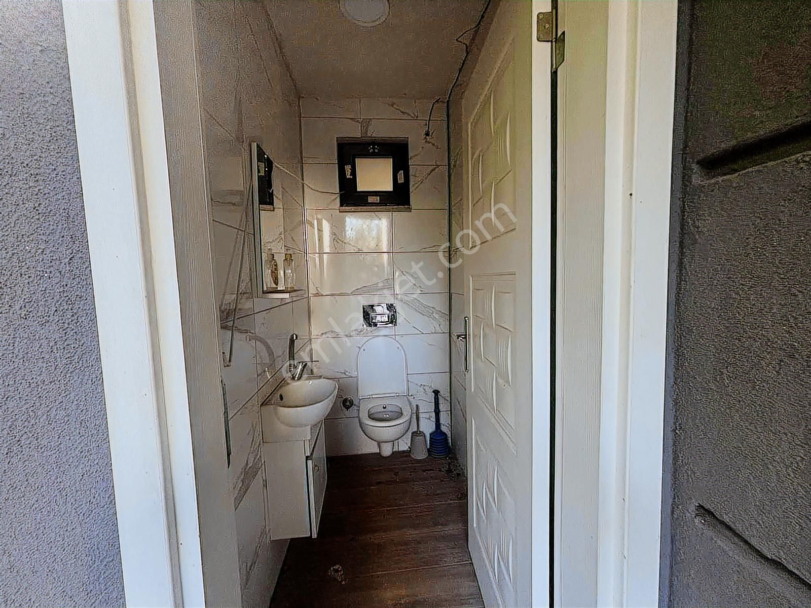 Fırsat Bu İlanımda ! Sapanca 'da 4+1 Satılık Villa - Görsel 3