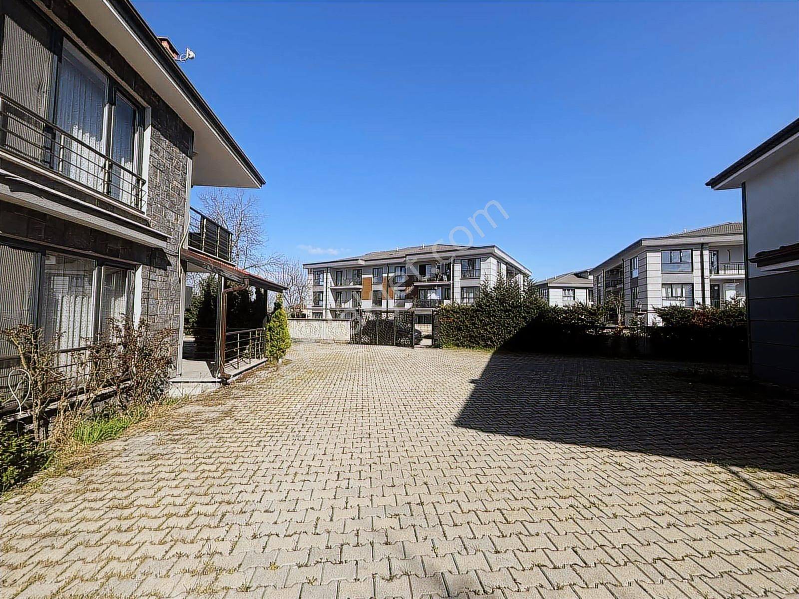 Fırsat Bu İlanımda ! Sapanca 'da 4+1 Satılık Villa - Görsel 22