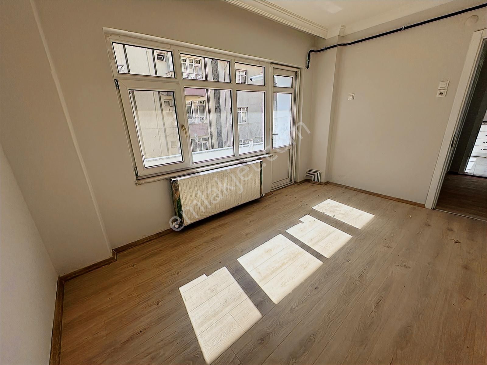 Kiralık Daire 4+1 Dsi Civarı İçi Yenilenmiş Cadde Üzerinde - Görsel 24