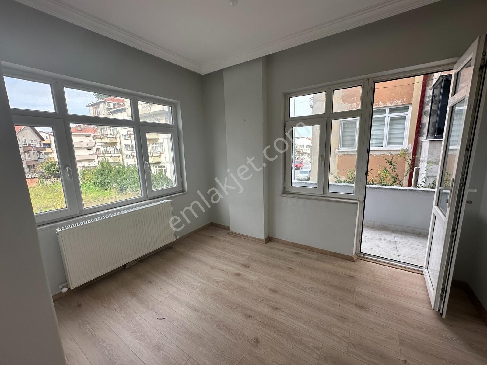Kiralık Daire 4+1 Dsi Civarı İçi Yenilenmiş Cadde Üzerinde - Görsel 11