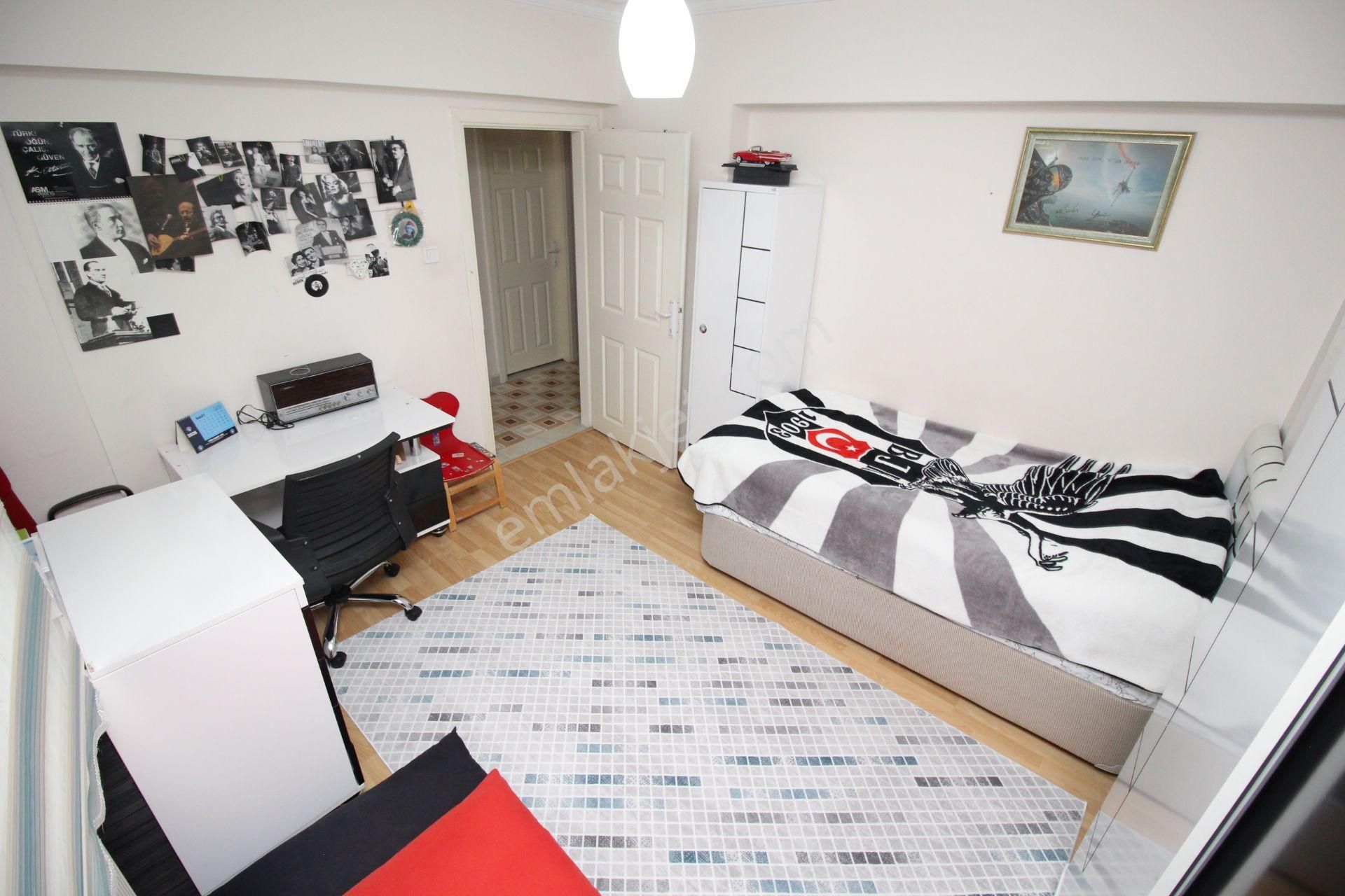 Emre Emlak'tan Atakent'te Ön Cephe Tertemiz 3+1 Satılık Daire - Görsel 11