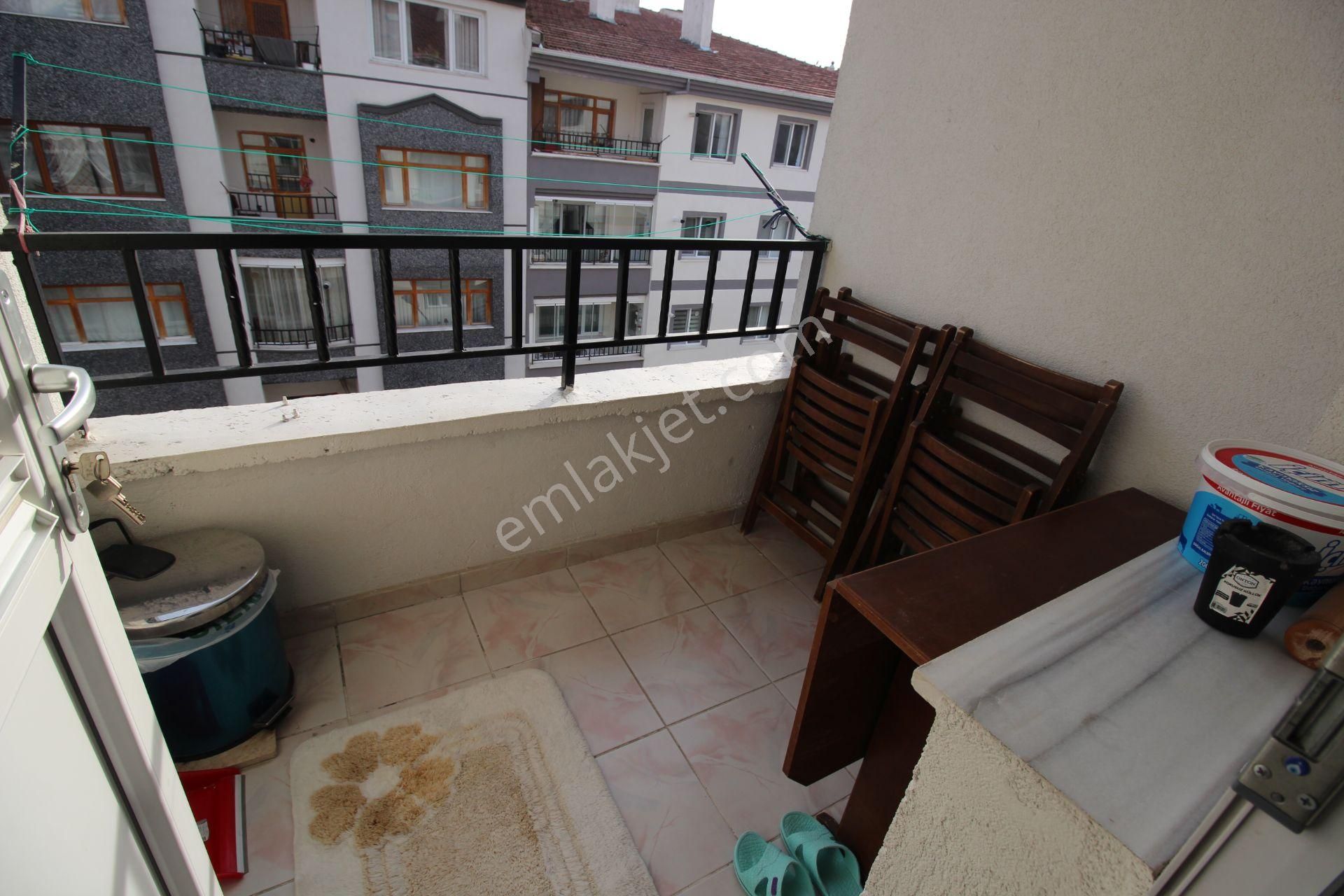 Emre Emlak'tan Atakent'te Ön Cephe Tertemiz 3+1 Satılık Daire - Görsel 9