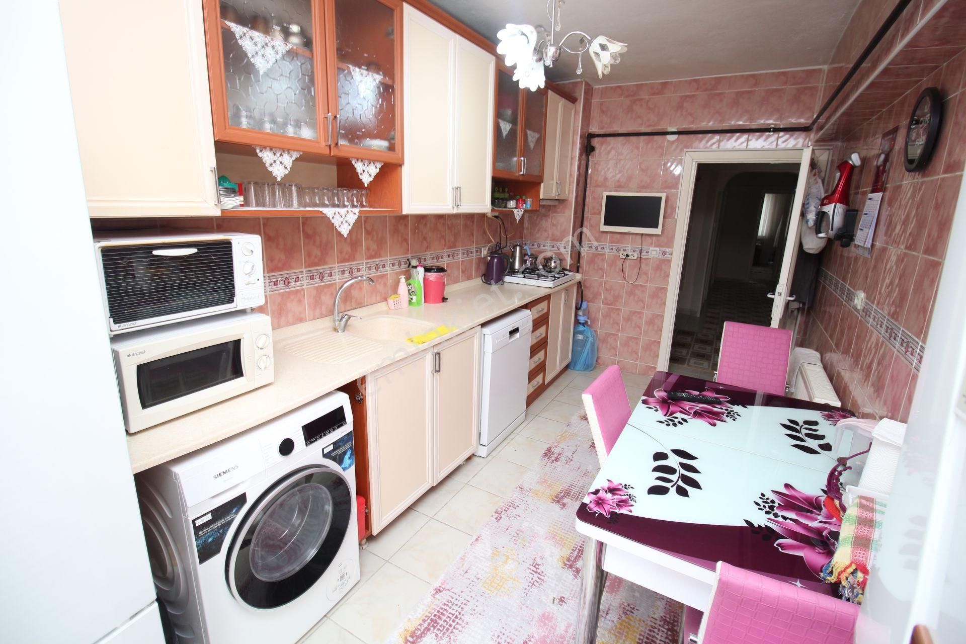 Emre Emlak'tan Atakent'te Ön Cephe Tertemiz 3+1 Satılık Daire - Görsel 8