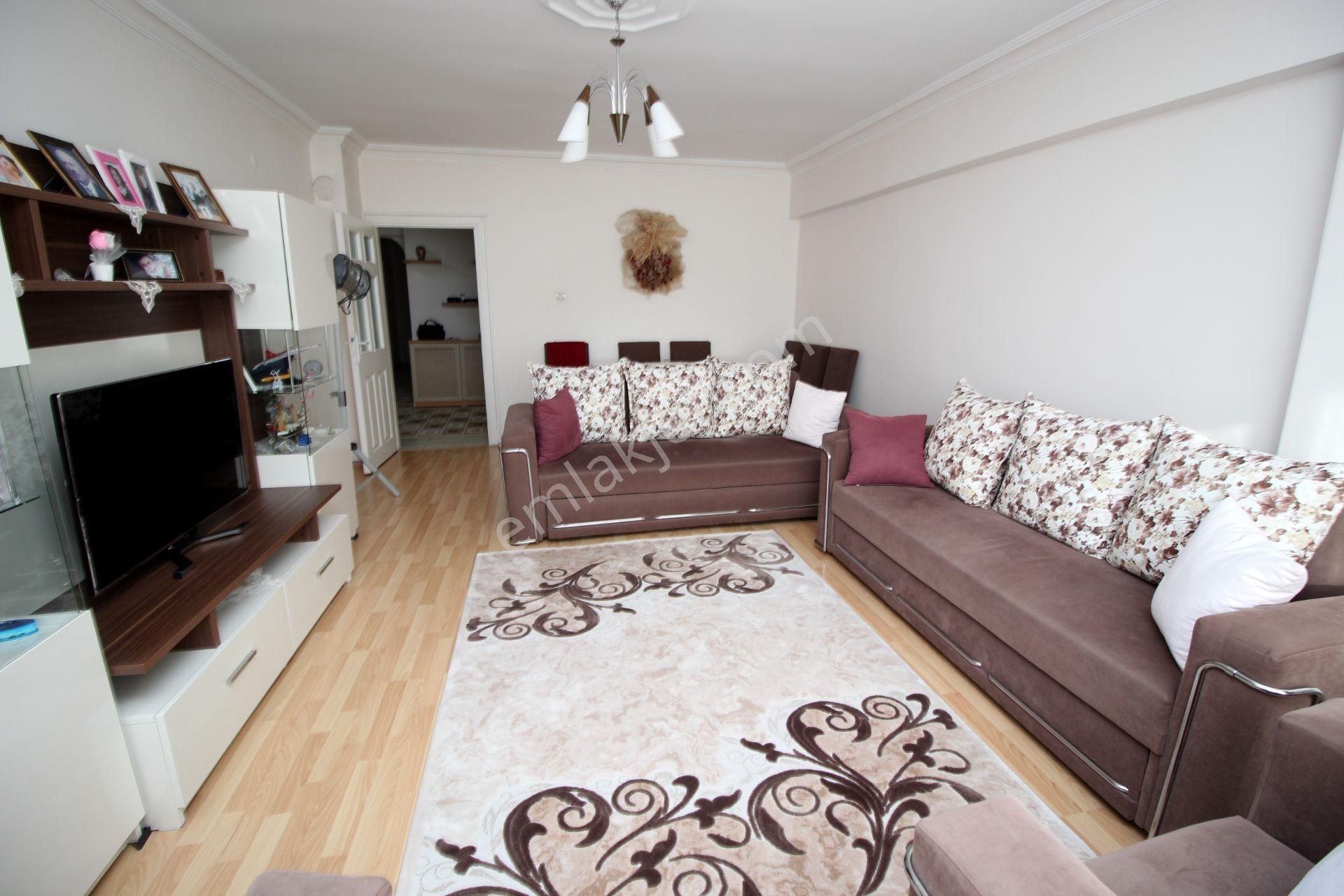 Emre Emlak'tan Atakent'te Ön Cephe Tertemiz 3+1 Satılık Daire - Görsel 4