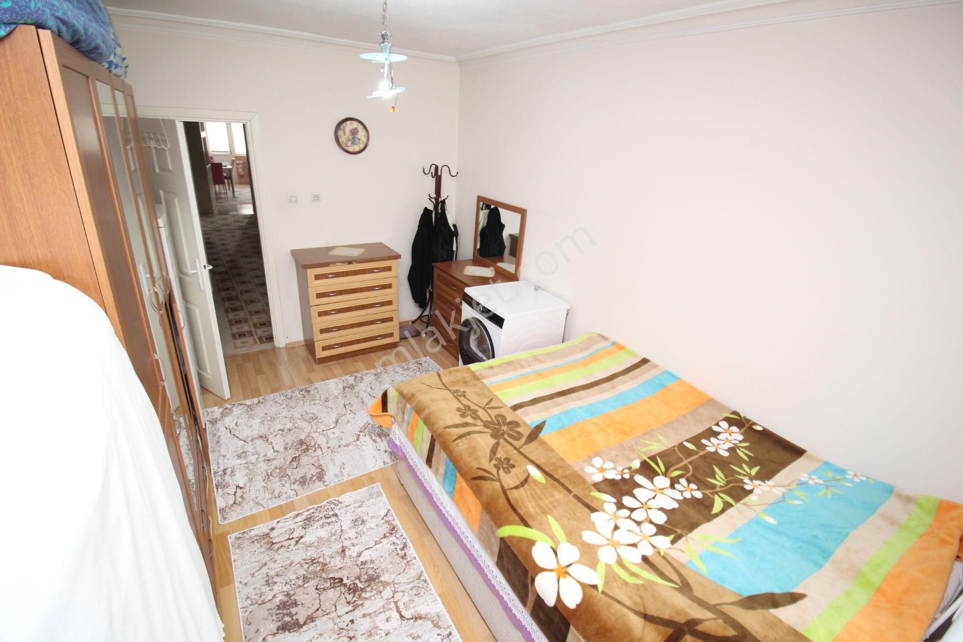 Emre Emlak'tan Atakent'te Ön Cephe Tertemiz 3+1 Satılık Daire - Görsel 18