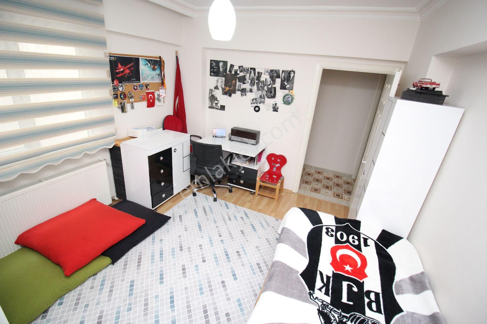 Emre Emlak'tan Atakent'te Ön Cephe Tertemiz 3+1 Satılık Daire - Görsel 10