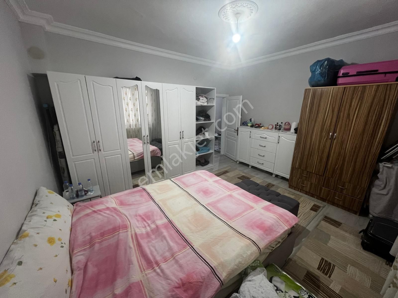 Çarşı Merkezde Çok Güzel Konumda Satılık 2+1 Mutfak Ayrı Daire - Görsel 8