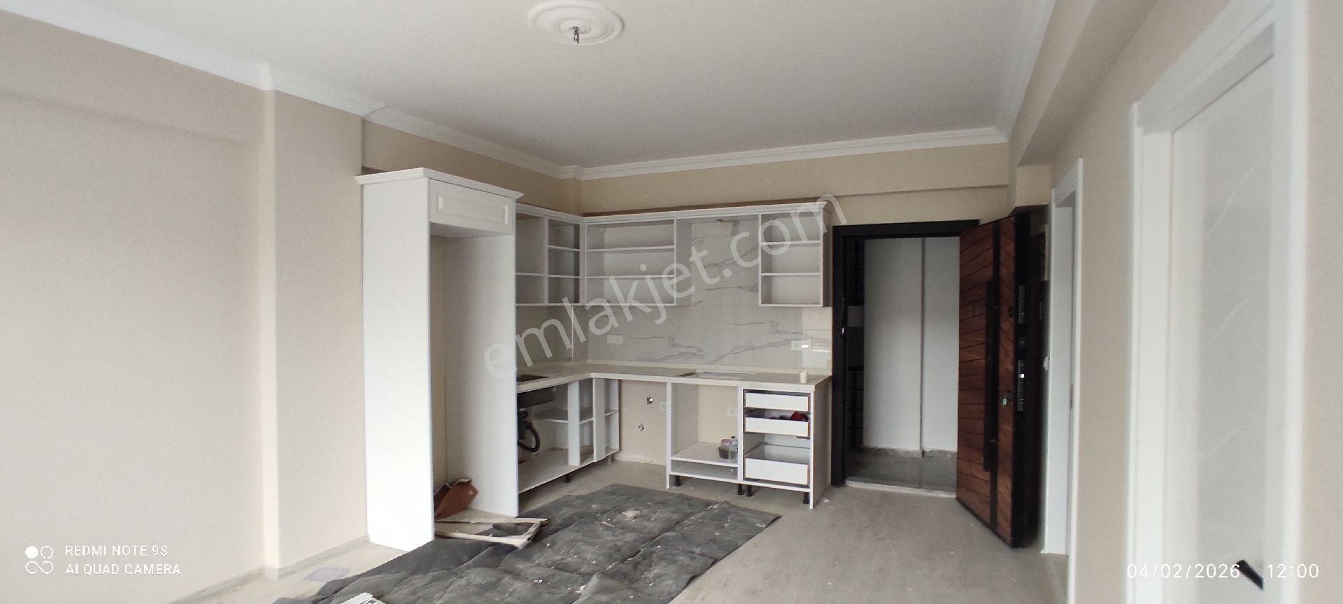 Golden Key Gayrimenkul'den Bostancı Mahallesinde Fırsat Satılık 1+1 Daire - Görsel 3