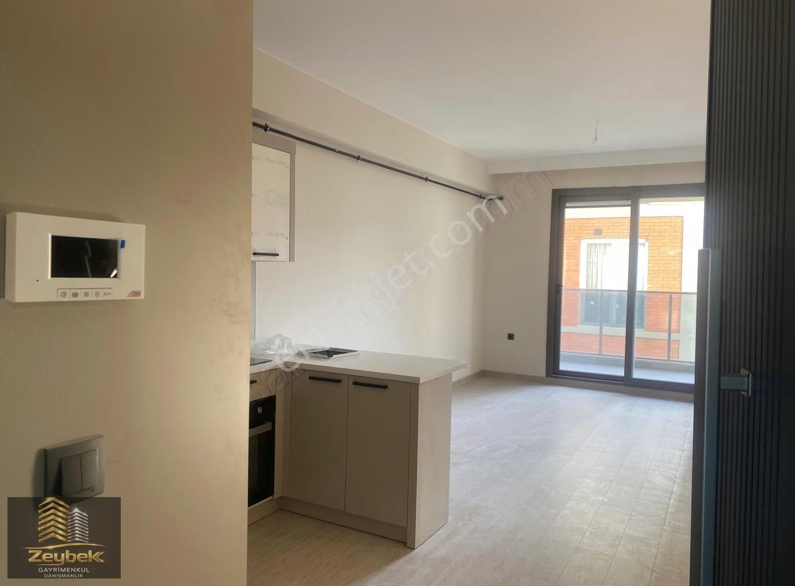 İzmir Menemen Seyrek Özkayalar Suit'te Satılık 1+1 Lüks Daire !! - Görsel 31