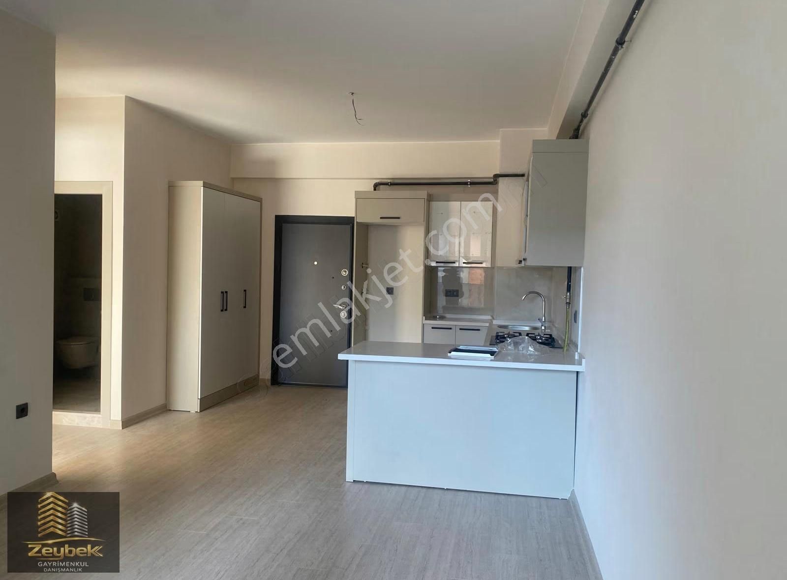 İzmir Menemen Seyrek Özkayalar Suit'te Satılık 1+1 Lüks Daire !! - Görsel 14