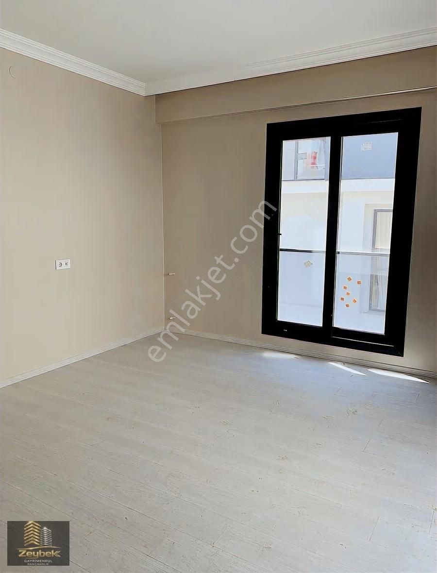 İzmir Menemen Seyrek Merkezde 1+1 Kiralık Daire - Görsel 10