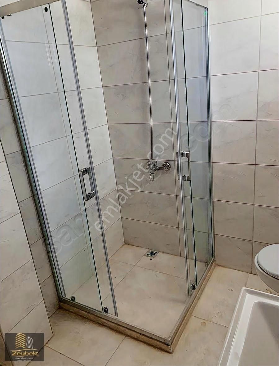 İzmir Menemen Seyrek Merkezde 1+1 Kiralık Daire - Görsel 4