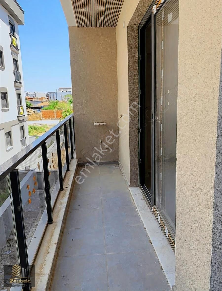 İzmir Menemen Seyrek Merkezde 1+1 Kiralık Daire - Görsel 18