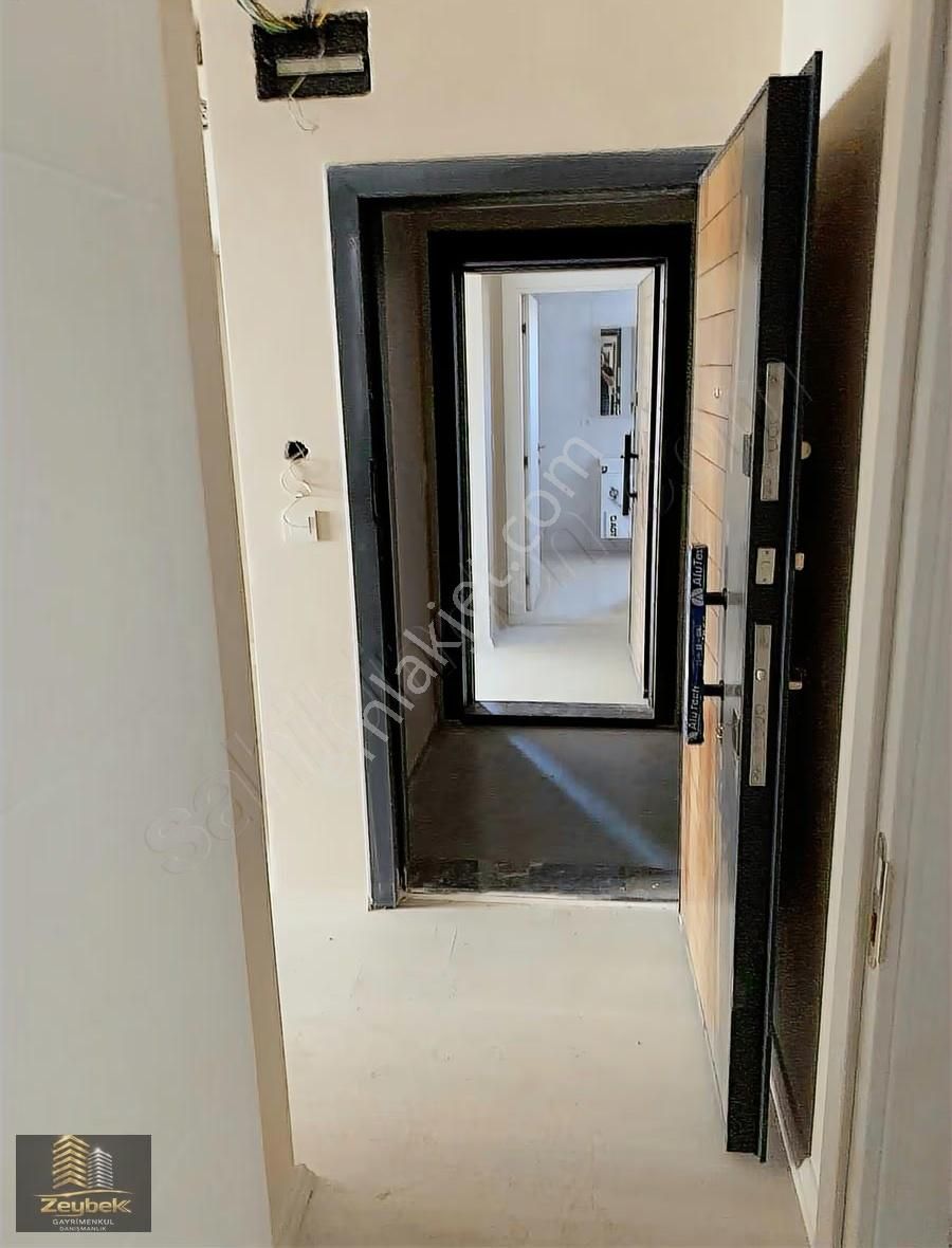 İzmir Menemen Seyrek Merkezde 1+1 Kiralık Daire - Görsel 20