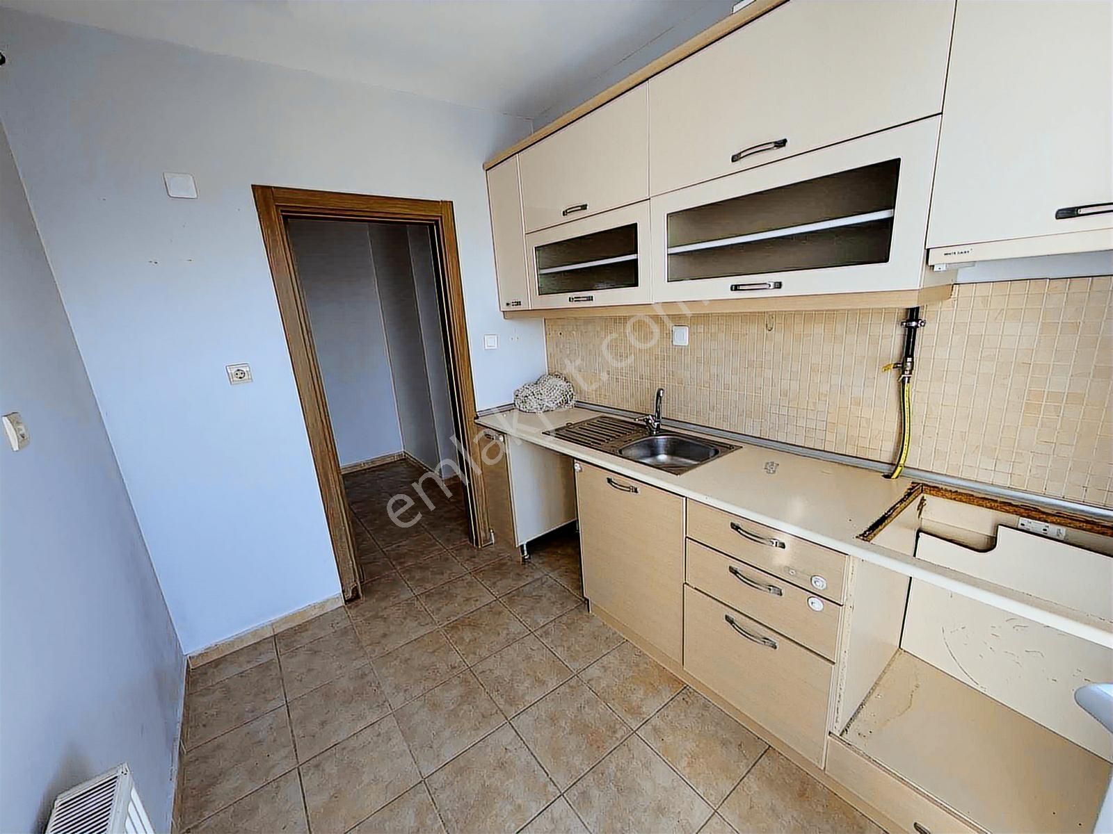 Kurtköy Merkeze Yürüme Mesafesinde Site İçerisinde 80 M2 2+1 - Görsel 20