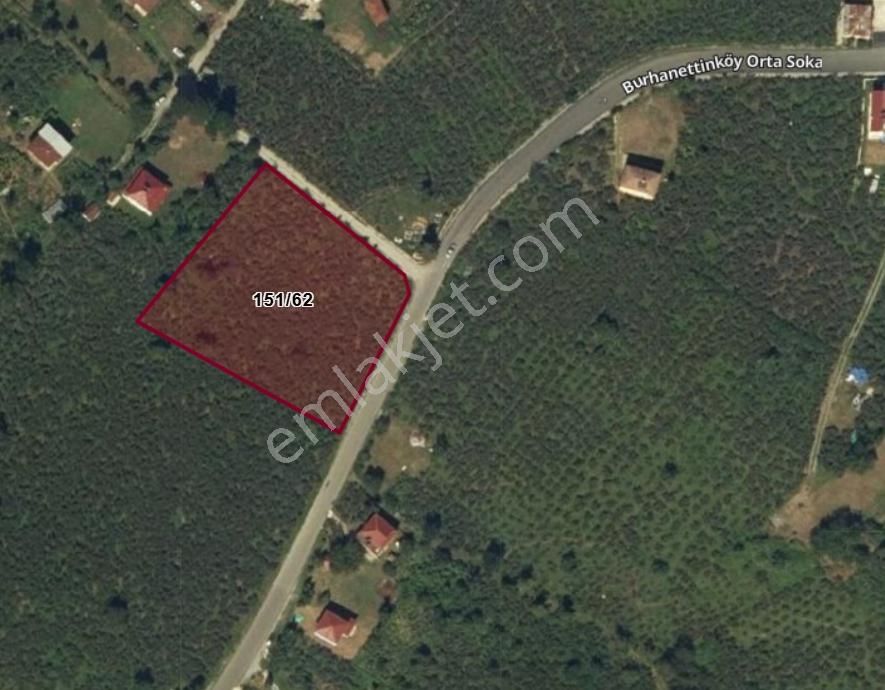 Burhanettin Mahallesi En Güzel Köşe Parsel 2 Yol Cepheli