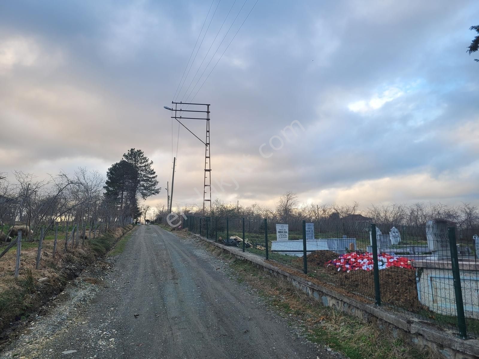Burhanettin Mahallesi En Güzel Köşe Parsel 2 Yol Cepheli - Görsel 10