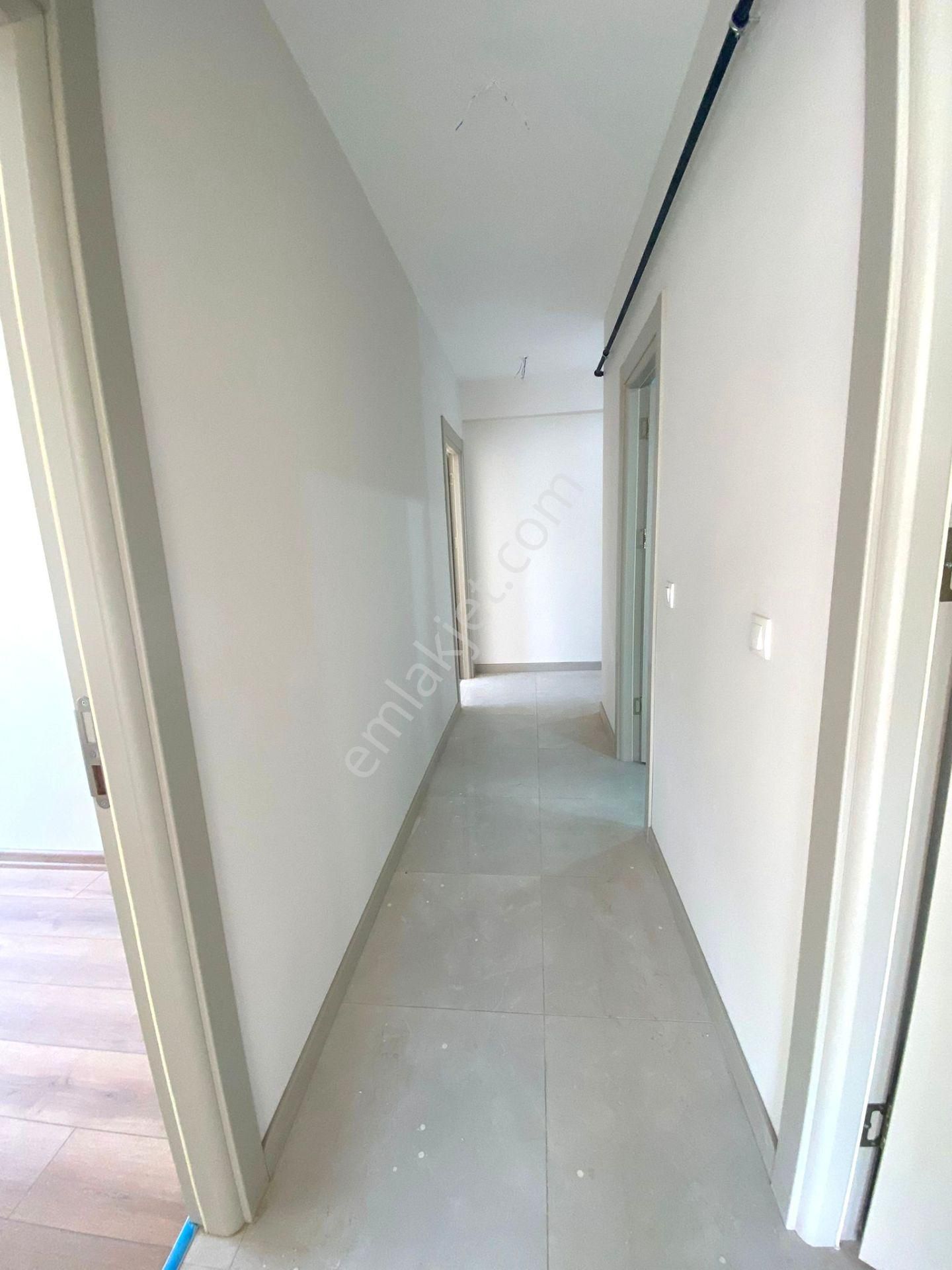 İbar'dan Küçükyalı Metroya 3 Dk Yürüme Mesafesinde Ön Cephe - Görsel 20