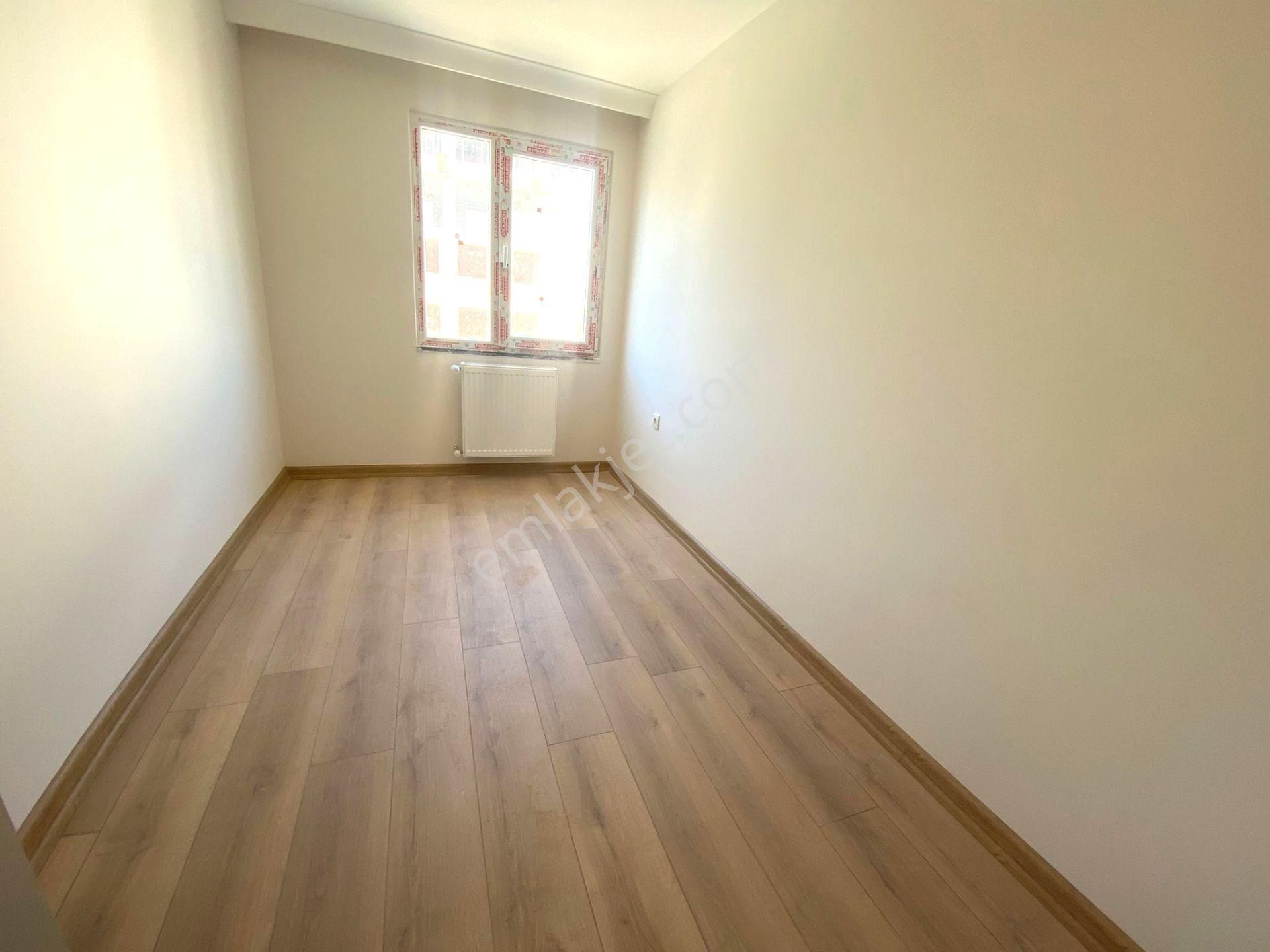 İbar'dan Küçükyalı Metroya 3 Dk Yürüme Mesafesinde Ön Cephe - Görsel 10