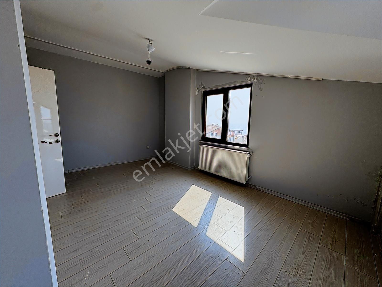 Armutlu'da Deniz Manzaralı Dubleks Daire | İki Ayrı Girişli - Görsel 33