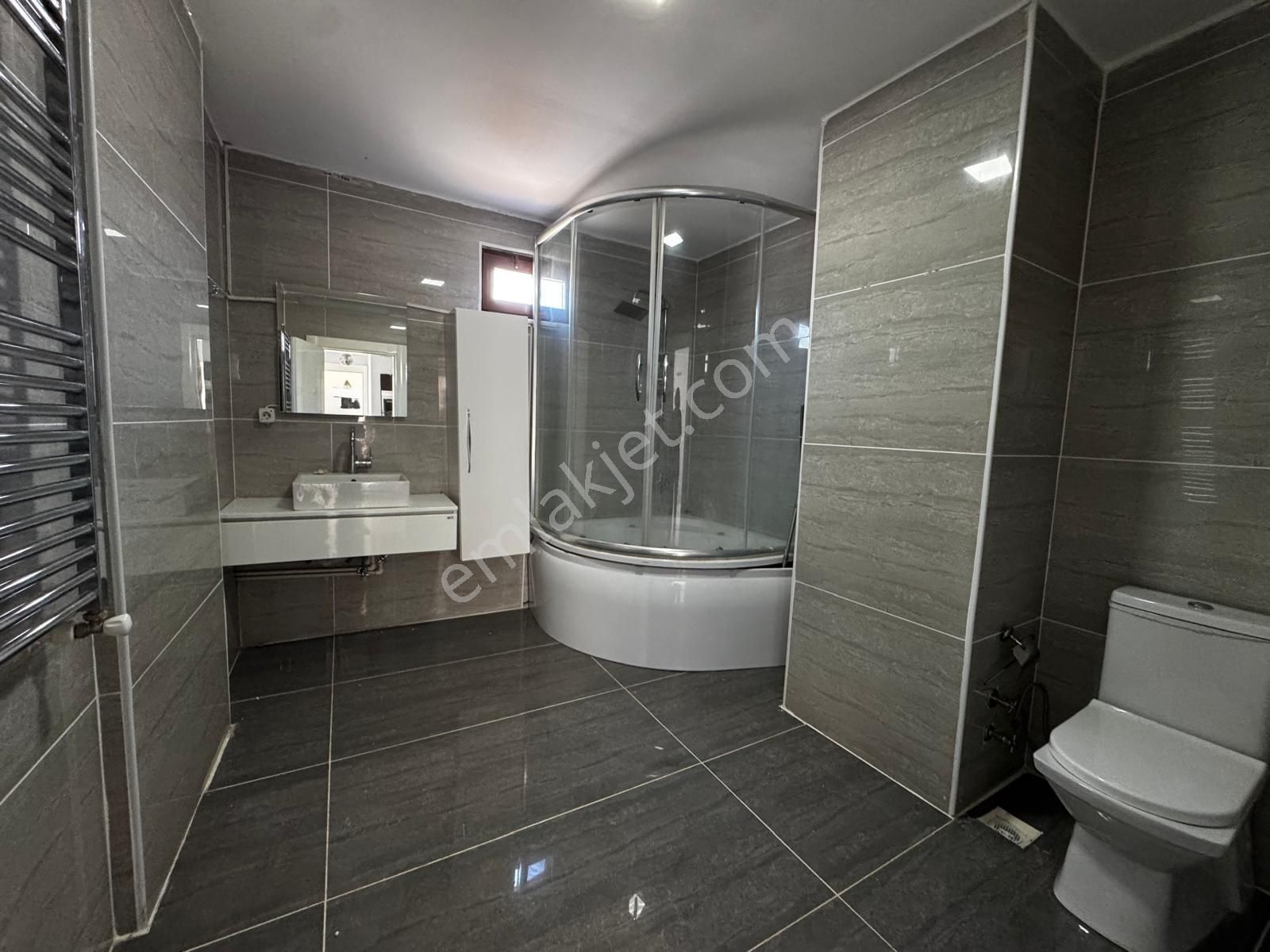 Armutlu'da Deniz Manzaralı Dubleks Daire | İki Ayrı Girişli - Görsel 35