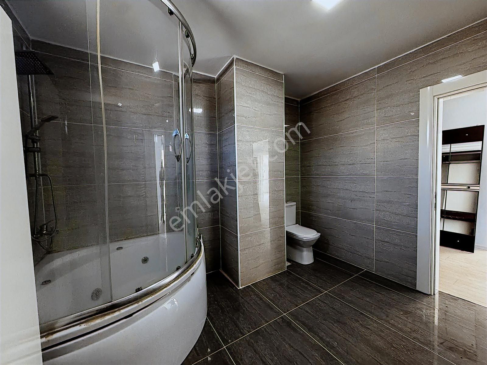 Armutlu'da Deniz Manzaralı Dubleks Daire | İki Ayrı Girişli - Görsel 24