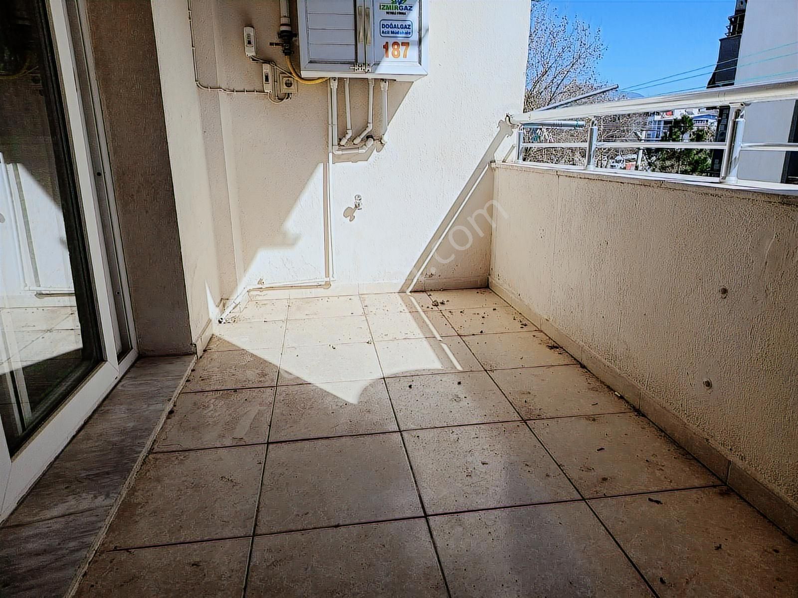 Buket Emlaktan Kiralık 2+1 Daire Ara Kat Doğalgazlı Klimalı - Görsel 26