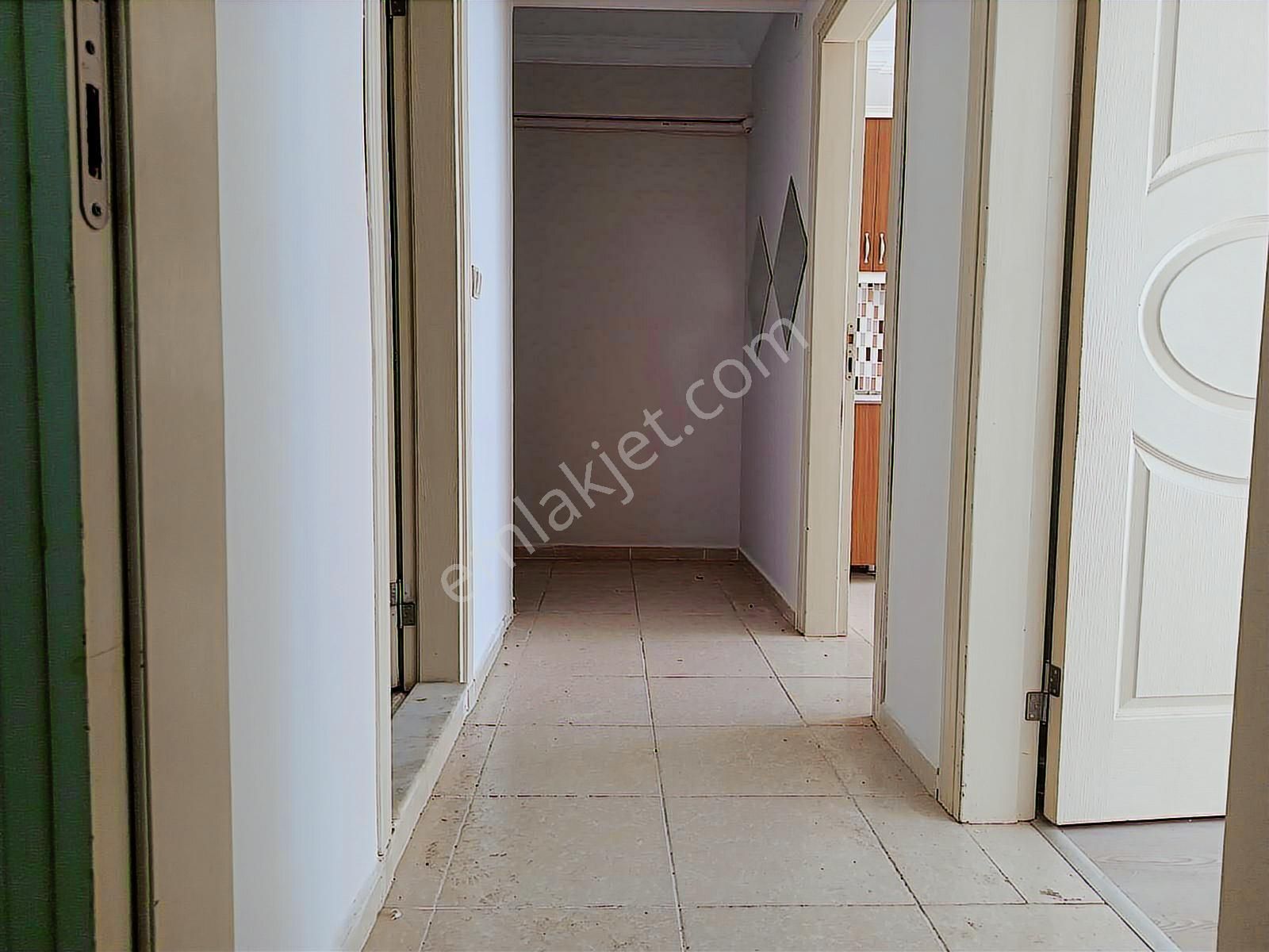 Buket Emlaktan Kiralık 2+1 Daire Ara Kat Doğalgazlı Klimalı - Görsel 6