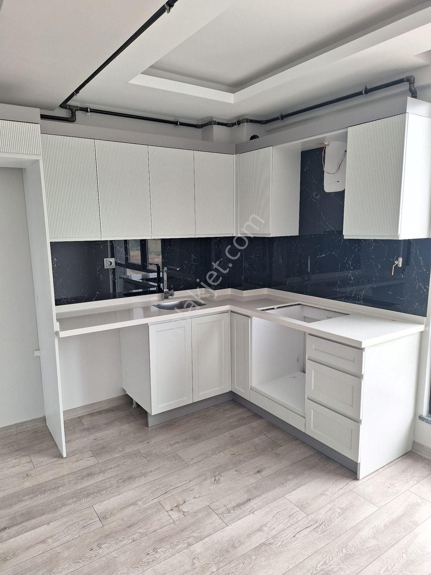 Büyükkolpınar’da Kaçırılmayacak Fırsat! Sıfır Giyinme Odalı 1+1 Lüks Daire | Doğa Manzaralı - Görsel 7