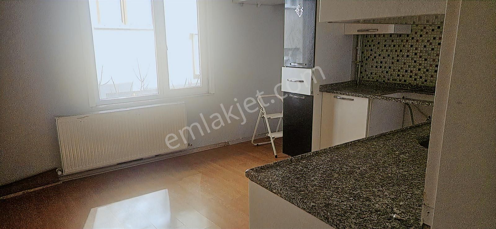 Remax Anka'dan Sultangazi Zübeyde Hanım Mah'de 2+1 Kiralık Daire - Görsel 12