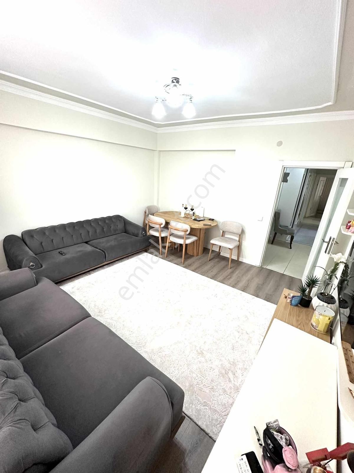 Antalya Işıklar Caddesi'ne Denize Yürüme Mesafesinde 3 + 1 Katta - Görsel 33