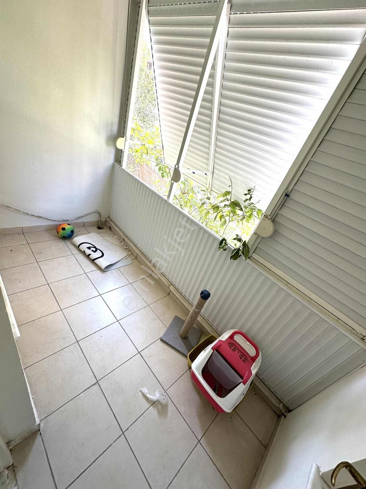 Antalya Işıklar Caddesi'ne Denize Yürüme Mesafesinde 3 + 1 Katta - Görsel 29