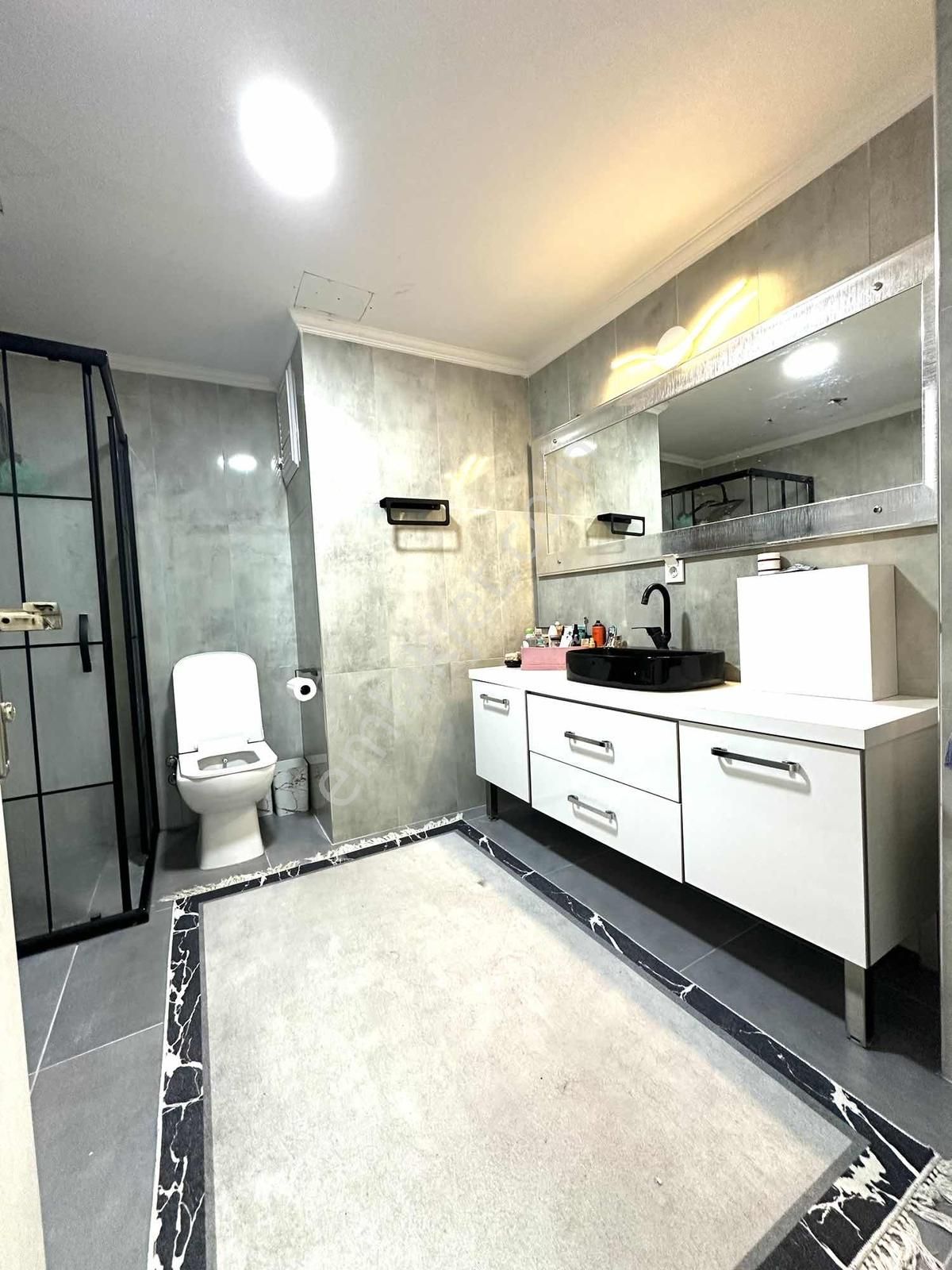 Antalya Işıklar Caddesi'ne Denize Yürüme Mesafesinde 3 + 1 Katta - Görsel 25